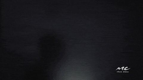 Porno-dont-look-at-me-calum-scott-GIF