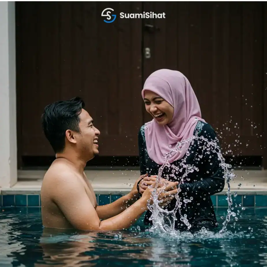 Suami-isteri-bermesraan-intim-di-malam-jumaat-dalam-kolam-renang-private-